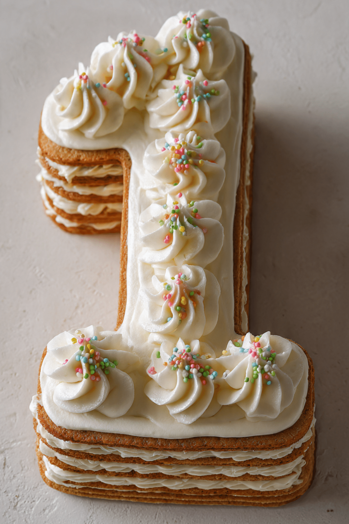 Birthday Number Cake (Biscuit & Cream)